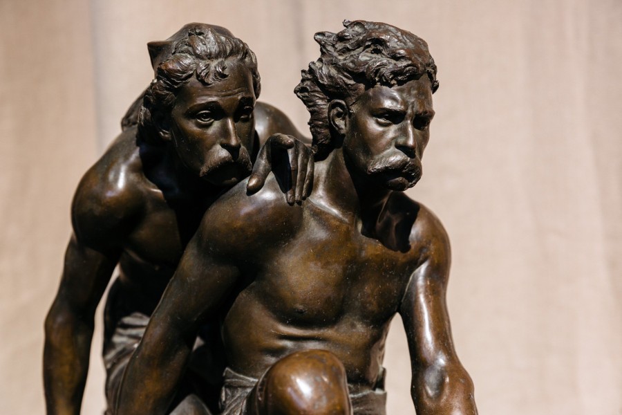 Απολαύσετε αρχαία αριστουργήματα να «συνομιλούν» με τις νεοκλασικές εκδοχές τους μέσα στο Μουσείο Κυκλαδικής Τέχνης- Φωτογραφία 1