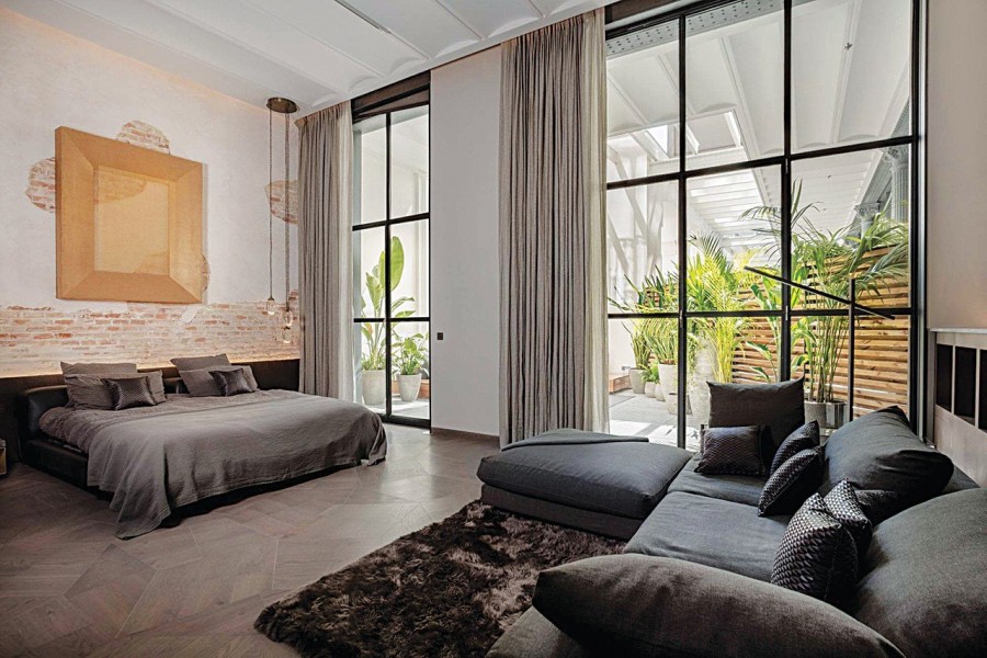 Loft Bures Q: Ένα εξαιρετικό παράδειγμα σύγχρονης κατοικίας που διαμορφώθηκε σ’ ένα ιστορικό αρχιτεκτονικό κέλυφος στη Βαρκελώνη- Φωτογραφία 3