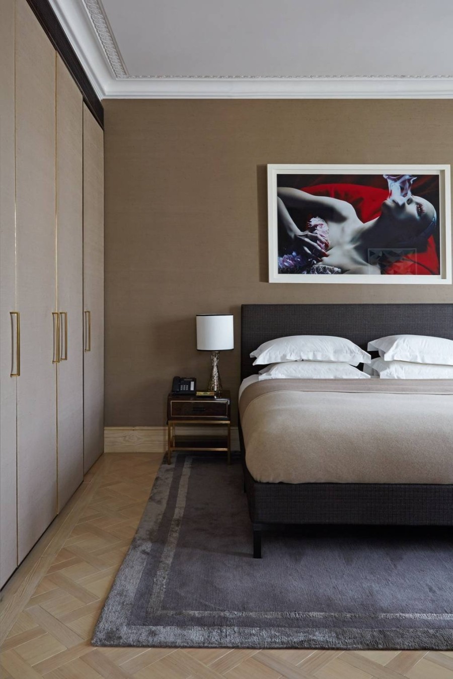 Ένα ξεχωριστό townhouse με joyful χαρακτήρα και στοιχεία μοντέρνας τέχνης- Φωτογραφία 5