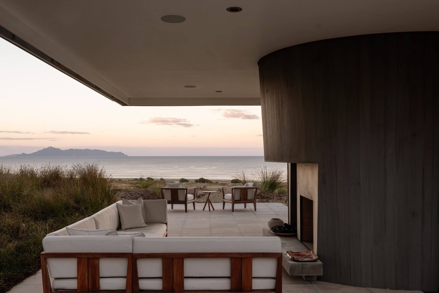 Μια σύγχρονη κατοικία στη Νέα Ζηλανδία εκφράζει απόλυτα την έννοια του high-end living- Φωτογραφία 4