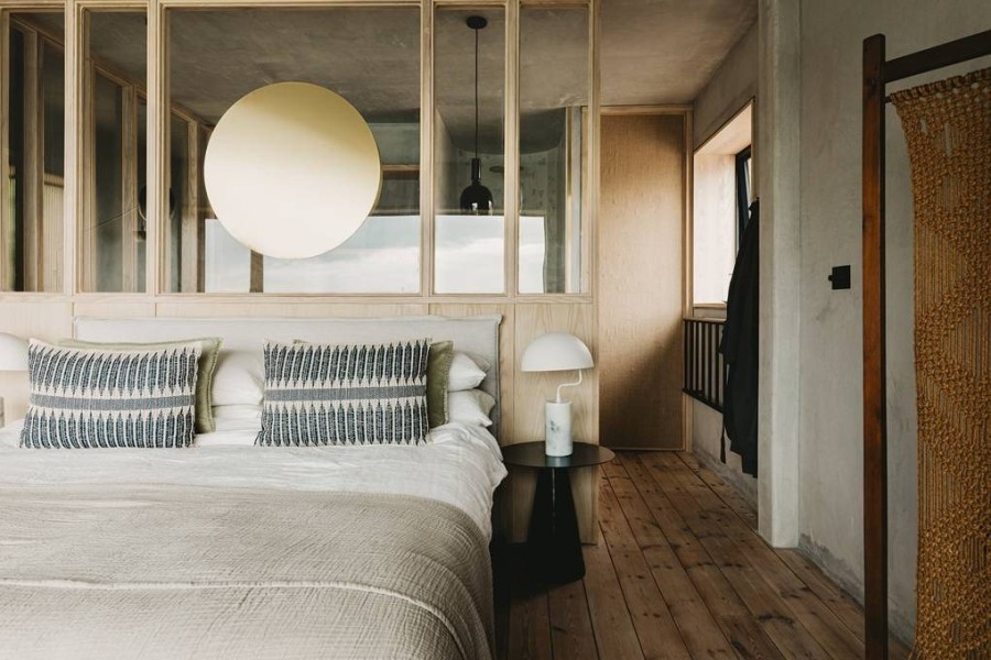 Μια εκπληκτική κατοικία δίπλα στη θάλασσα που μαγεύει μέσα από το natural design της- Φωτογραφία 5