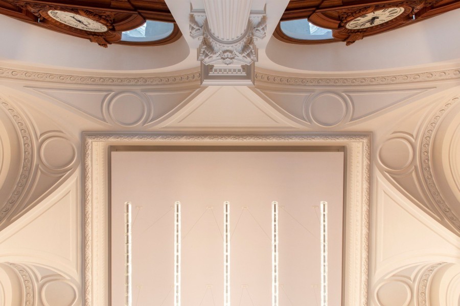 Oι designers Ronan και Erwan Bouroullec υπογράφουν το lighting project στο νέο μουσείο Bourse de Commerce του Παρισιού που ανοίγει το Σάββατο- Φωτογραφία 1