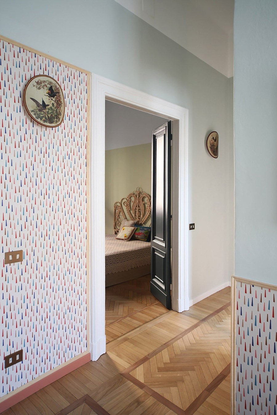 Ένα διαμέρισμα στο Μιλάνο ανακαλεί μνήμες από το παρελθόν- Φωτογραφία 5