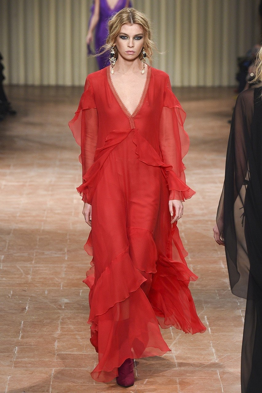 Το κόκκινο είναι το απόλυτο χρώμα του χειμώνα - Φωτογραφία 1