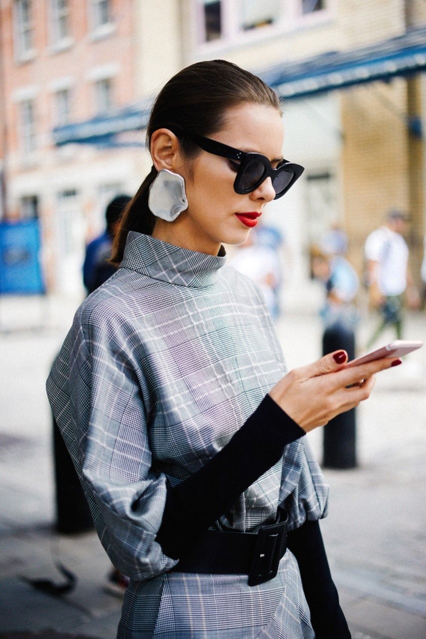 Κλέψτε τα αγαπημένα σκουλαρίκια των street style stars - Φωτογραφία 4