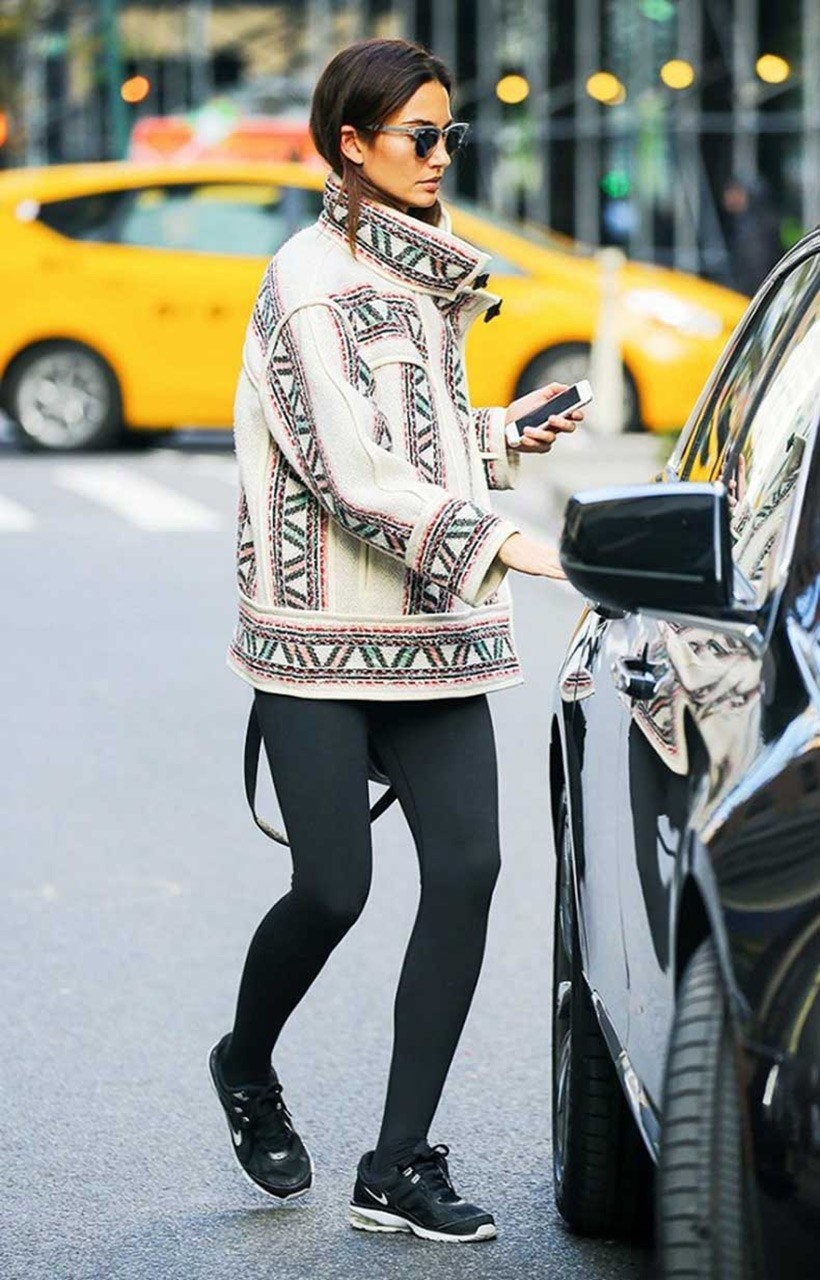 Steal the look: Βάλτε τα leggings στα καθημερινά σας outfits- Φωτογραφία 2