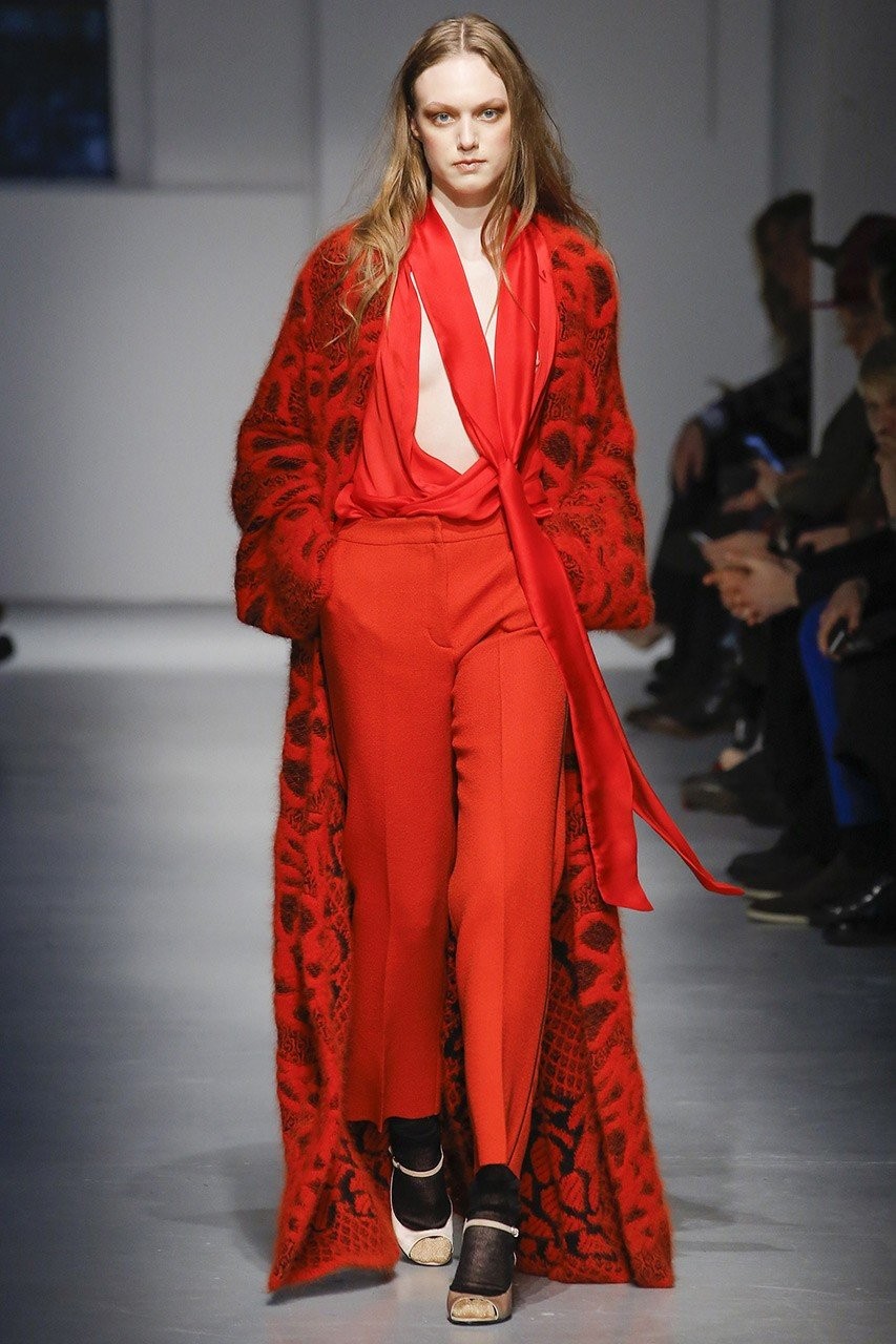 Το κόκκινο είναι το απόλυτο χρώμα του χειμώνα - Φωτογραφία 8