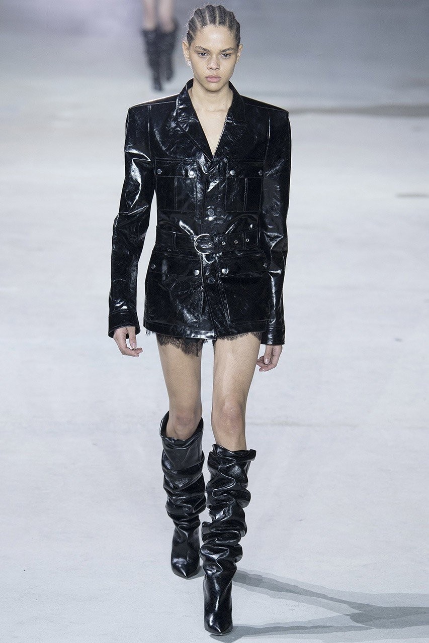 Here comes the Matrix look: Η τάση της σεζόν- Φωτογραφία 1