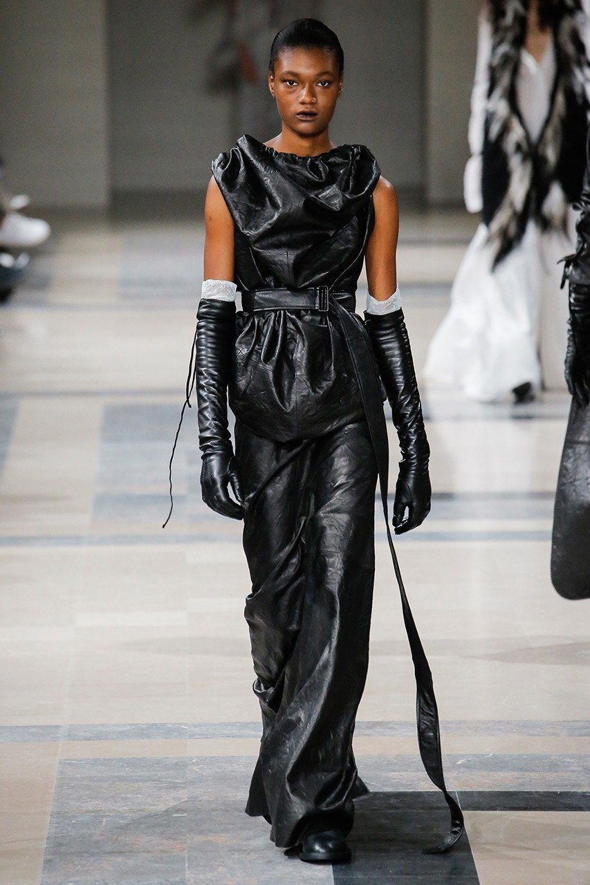 Here comes the Matrix look: Η τάση της σεζόν- Φωτογραφία 5