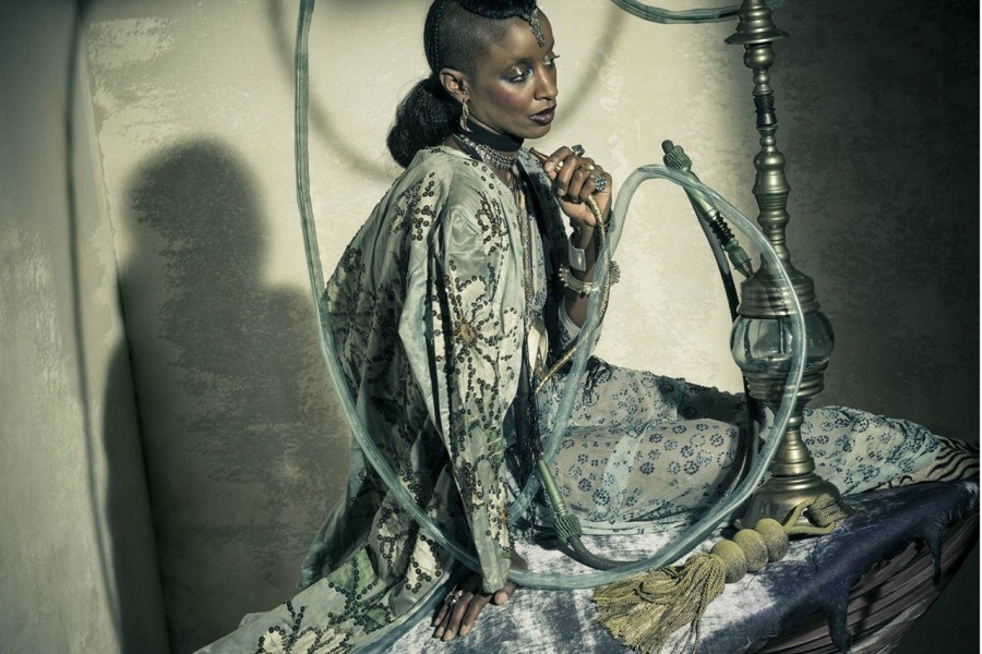 Κυκλοφόρησαν οι πρώτες φωτογραφίες του Pirelli Calendar 2018  - Φωτογραφία 11