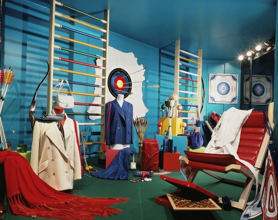 Ο ονειρικός κόσμος με τις βιτρίνες της Leila Menchari γίνεται έκθεση από τον oίκο Hermès - Φωτογραφία 1