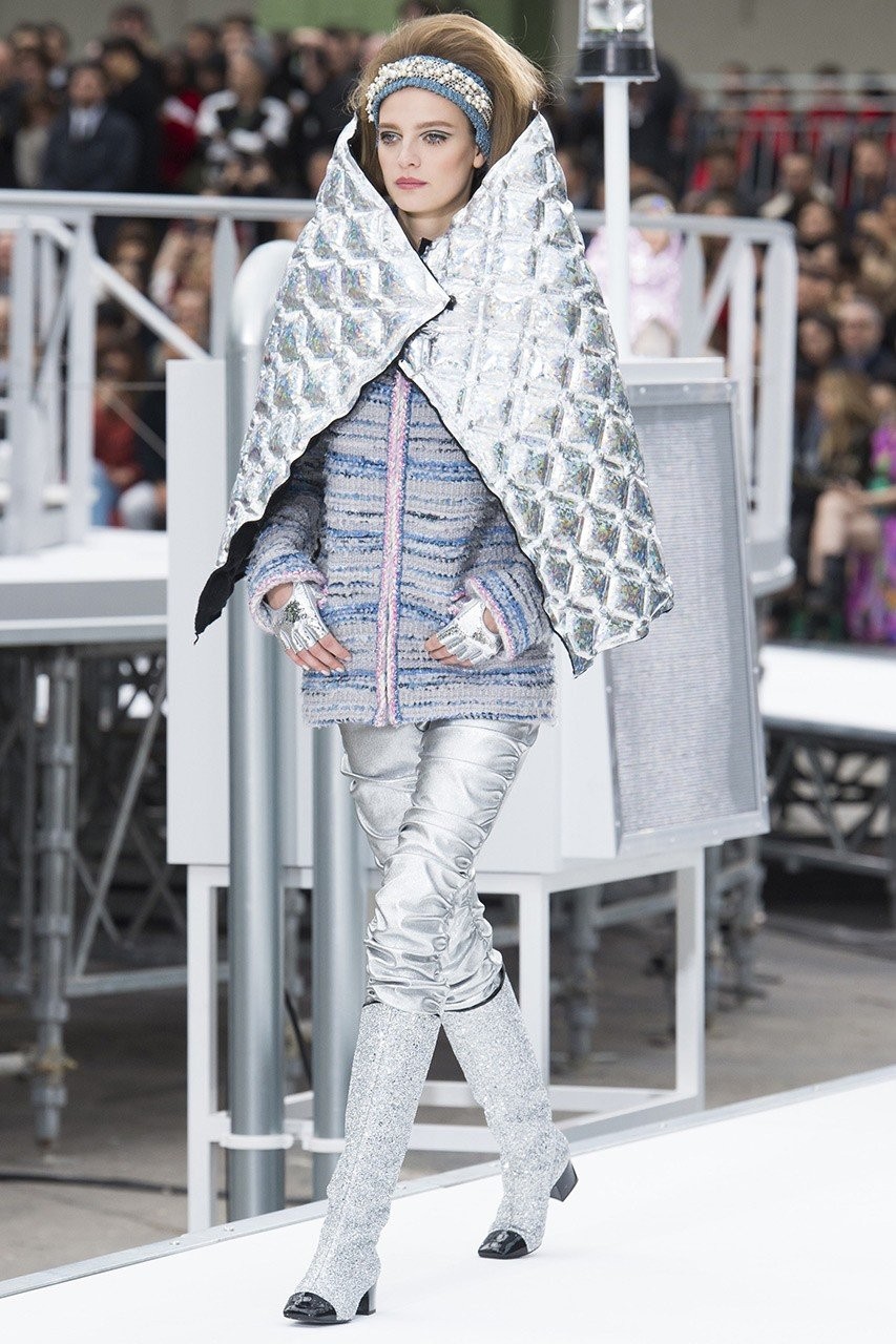 H φουτουριστική πρόταση της FW 2017 σεζόν - Φωτογραφία 1