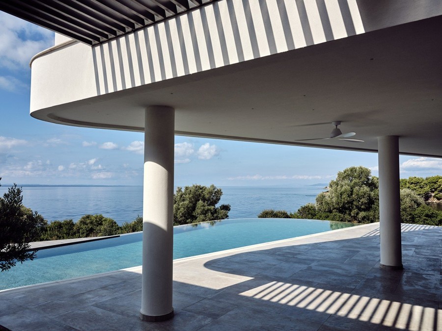 Μια εντυπωσιακή luxury βίλα στη Λαγόμανδρα Σιθωνίας είναι ένα ονειρικό καλοκαιρινό καταφύγιο - Φωτογραφία 14