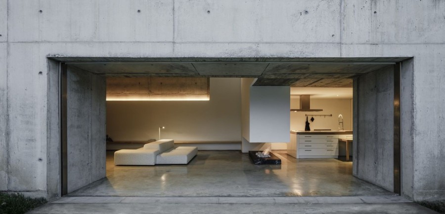 Μια μινιμαλιστική κατοικία στην Ισπανία ξεχωρίζει για το design της & τη μοναδική θέα που προσφέρει- Φωτογραφία 3