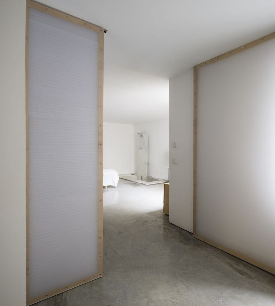 Μια μινιμαλιστική κατοικία στην Ισπανία ξεχωρίζει για το design της & τη μοναδική θέα που προσφέρει- Φωτογραφία 2