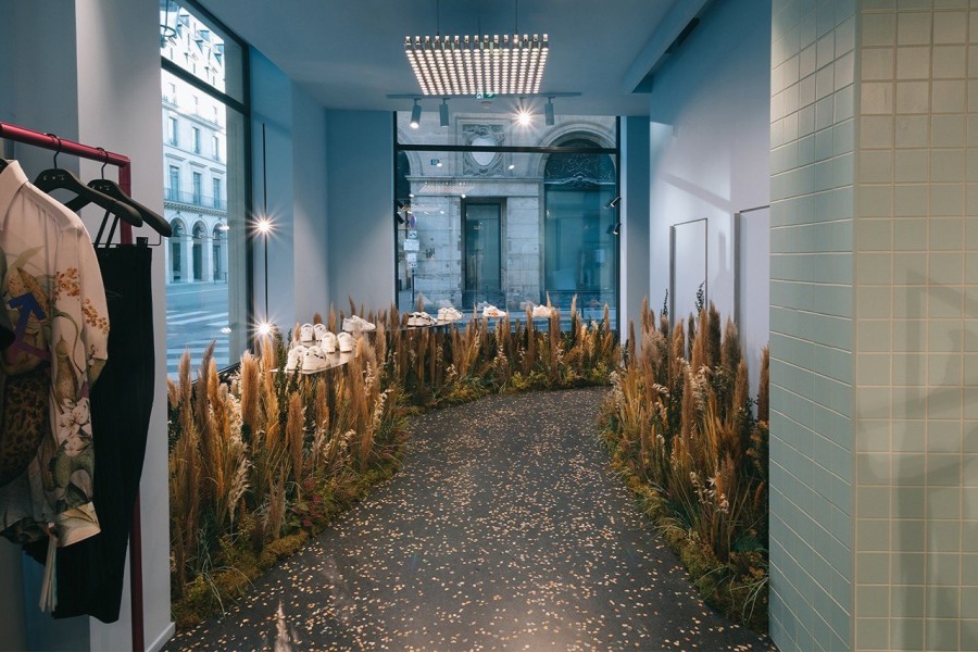 Μέσα στο νέο flagship store της Off-White στο Παρίσι που ξεχωρίζει για το ultra modern design του- Φωτογραφία 6