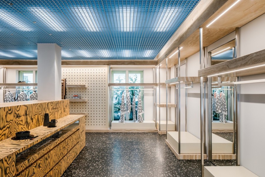 Μέσα στο νέο flagship store της Off-White στο Παρίσι που ξεχωρίζει για το ultra modern design του- Φωτογραφία 4