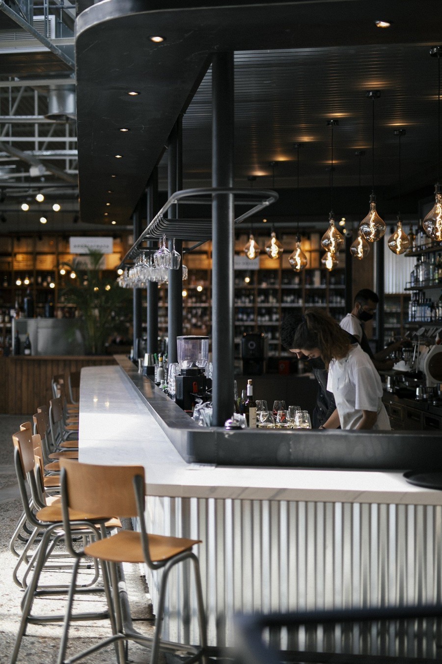 Oι δημιουργοί του Ergon Agora, Γιώργος και Θωμάς Δούζης, μιλούν για την επιτυχία του εμπνευσμένου και άκρως πρωτοποριακού foodie εγχειρήματός τους- Φωτογραφία 5