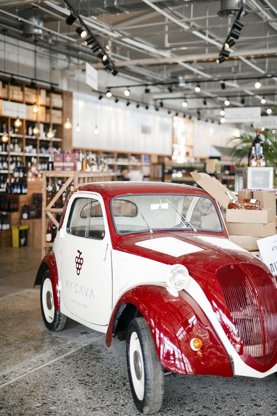 Oι δημιουργοί του Ergon Agora, Γιώργος και Θωμάς Δούζης, μιλούν για την επιτυχία του εμπνευσμένου και άκρως πρωτοποριακού foodie εγχειρήματός τους- Φωτογραφία 6