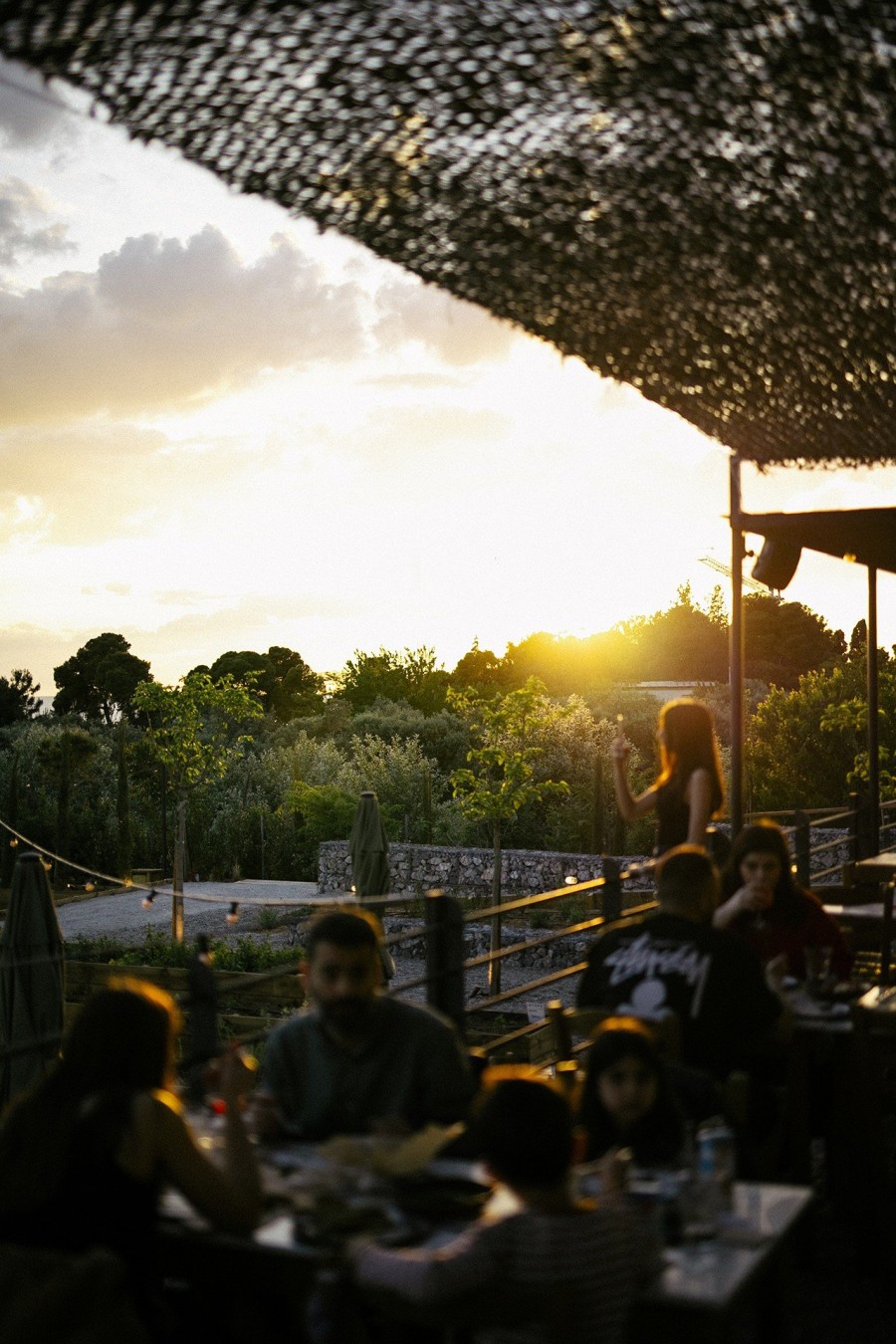 Oι δημιουργοί του Ergon Agora, Γιώργος και Θωμάς Δούζης, μιλούν για την επιτυχία του εμπνευσμένου και άκρως πρωτοποριακού foodie εγχειρήματός τους- Φωτογραφία 9
