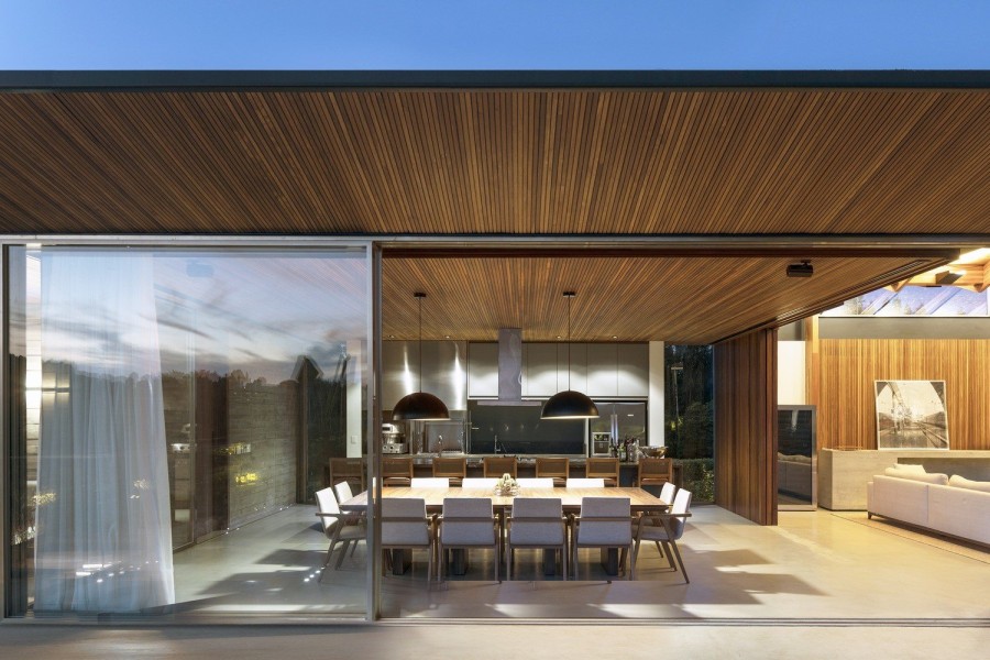 Ένα ονειρικό lake house στη Βραζιλία μάς βάζει στο απόλυτο vacation mood - Φωτογραφία 1