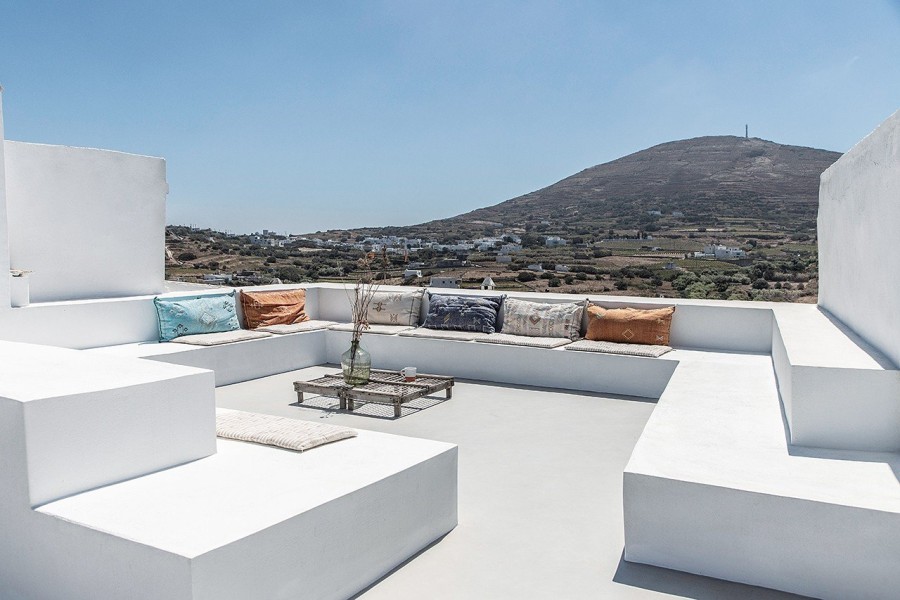 Η Anna Zinchenko μάς υποδέχεται στο υπέροχο σπίτι της στην Τήνο, όπου περνάει μαζί με την οικογένειά της τα καλοκαίρια, και όχι μόνο- Φωτογραφία 10