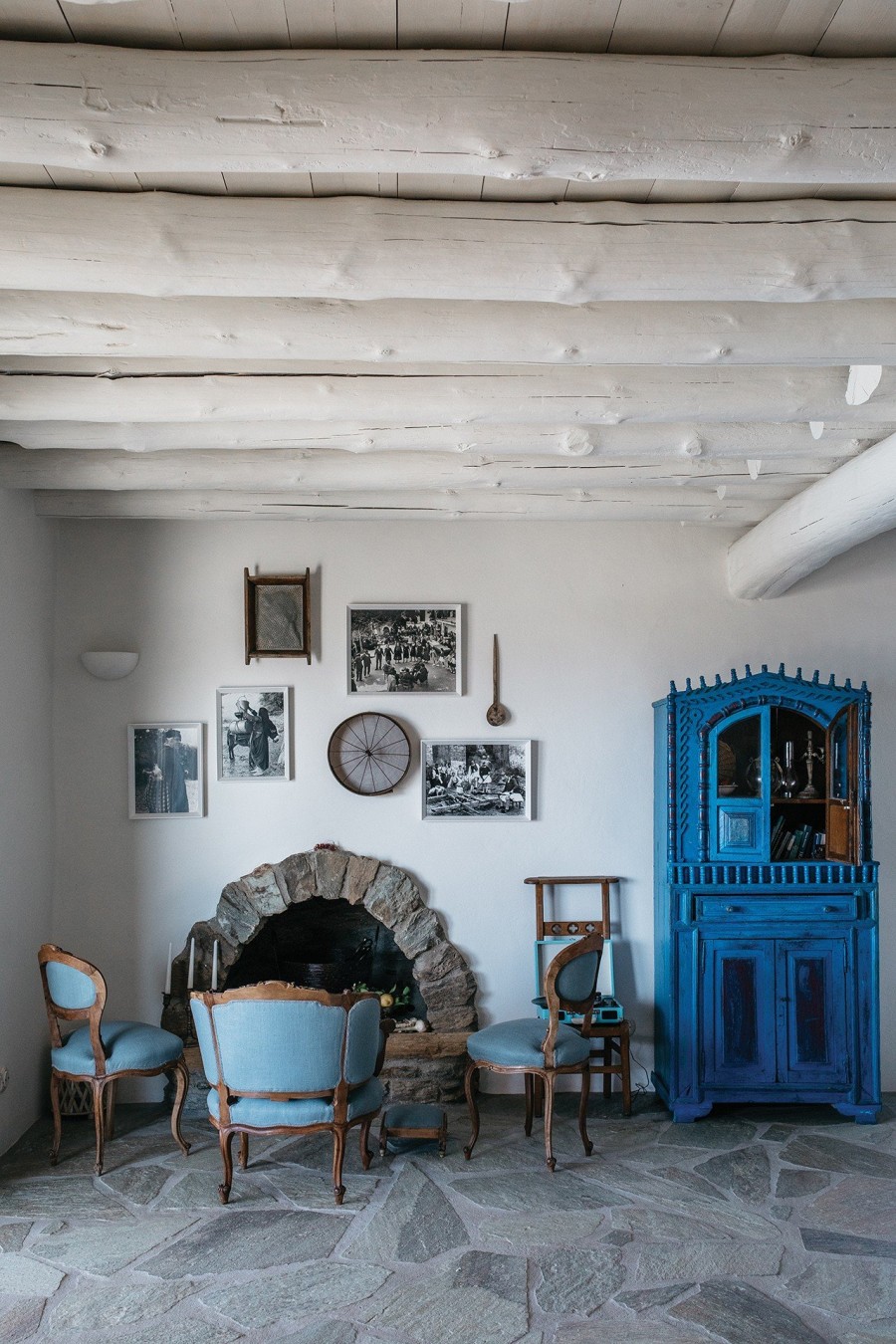 Joie de Vivre: Η Allegra Pomilio ανοίγει τις πόρτες της υπέροχης κατοικίας της στην Άνδρο- Φωτογραφία 3