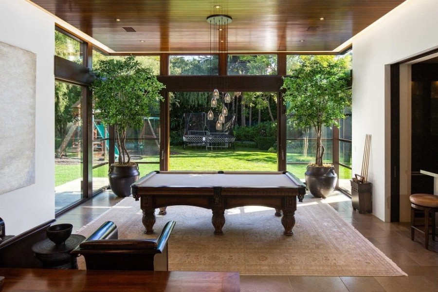 Celebrity houses: Μέσα στην εντυπωσιακή έπαυλη του ηθοποιού Matt Damon στο Los Angeles- Φωτογραφία 3