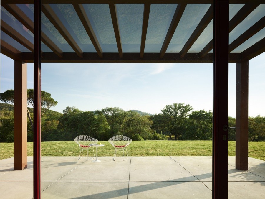 Μια πέτρινη κατοικία στην Ιταλία γίνεται «ένα» με το καταπράσινο σκηνικό και την ηρεμία του τόπου- Φωτογραφία 3