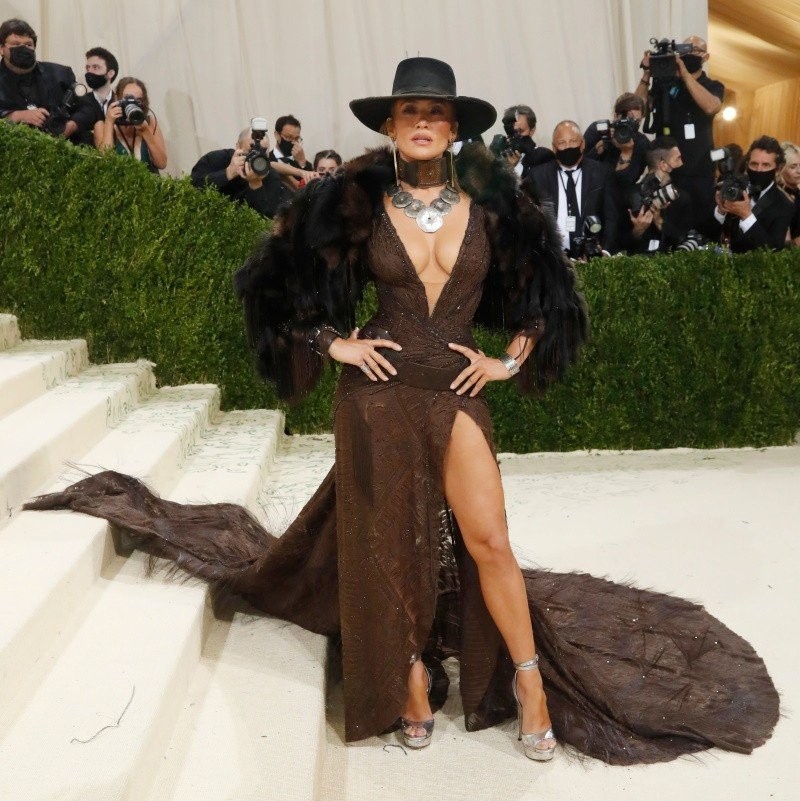 Met Gala is back: High fashion δημιουργίες, A-list stars & πολλή λάμψη στο πιο φαντασμαγορικό event μόδας- Φωτογραφία 3