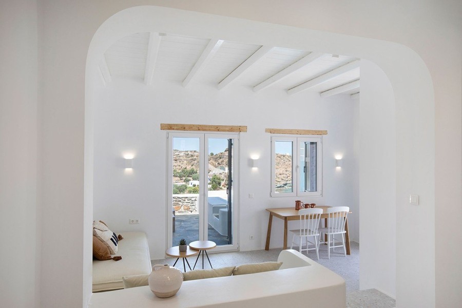 Οι Asprolithos Villas στην Κύθνο χωρούν σε 40 τ.μ. την απέραντη κυκλαδίτικη ομορφιά- Φωτογραφία 2