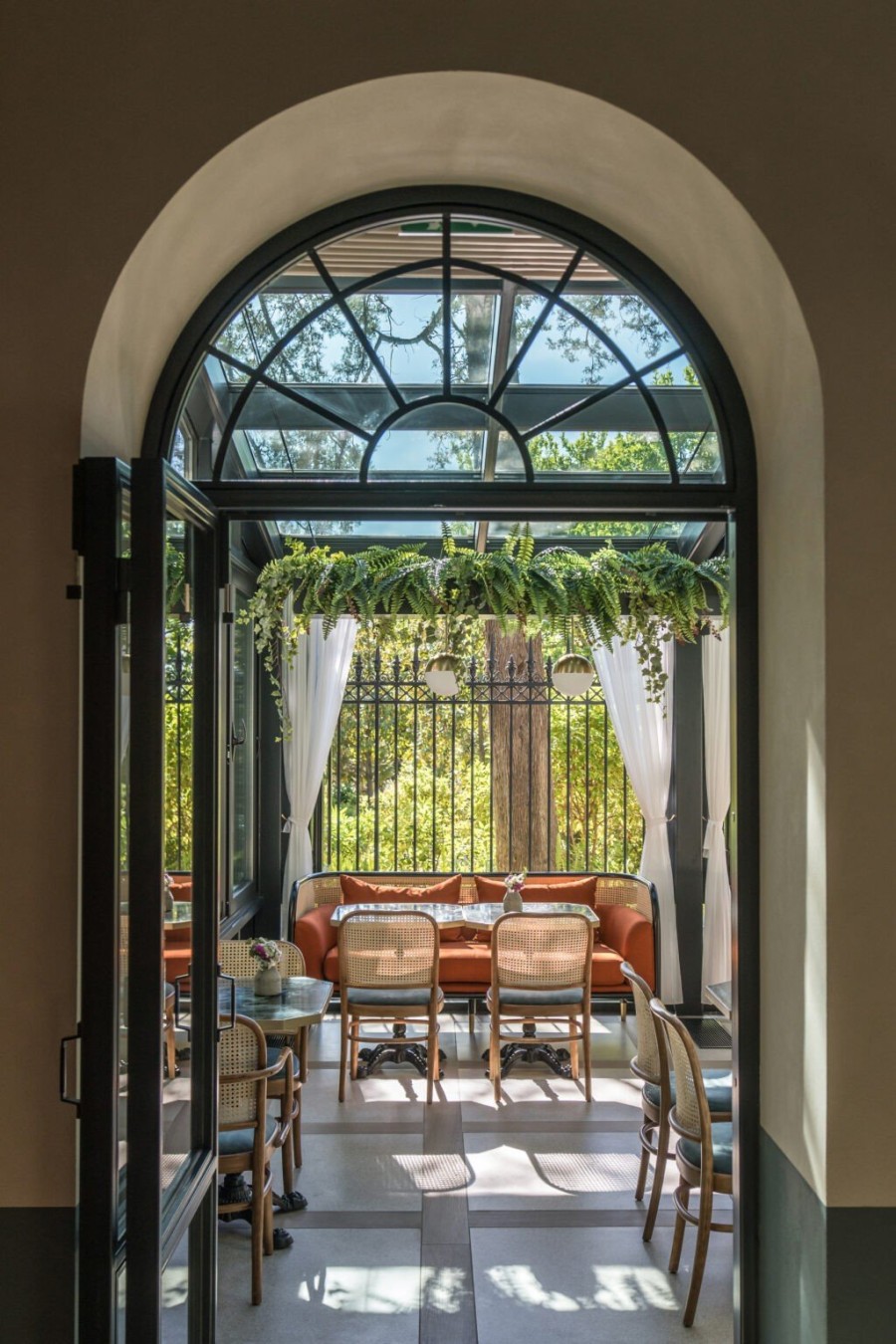 Πώς ένα κτίριο της δεκαετίας του '50 μετατράπηκε σε ένα σύγχρονο ξενοδοχείο - Φωτογραφία 7