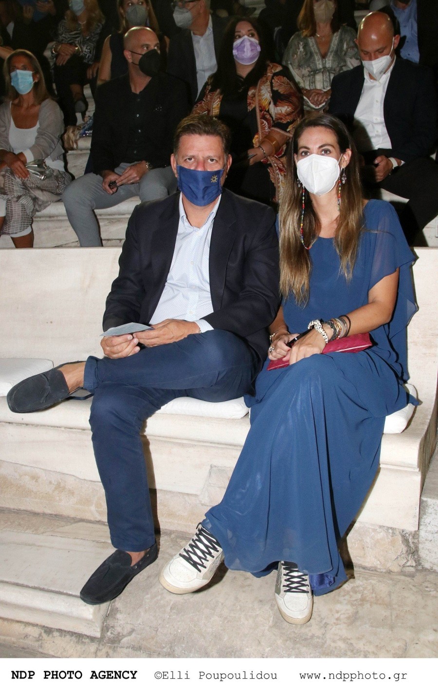 To Ηρώδειο «πλημμύρισε» με μουσικές που επιμελήθηκε ο Σταύρος Ξαρχάκος για τα 200 χρόνια Δημοτικό τραγούδι - Φωτογραφία 4