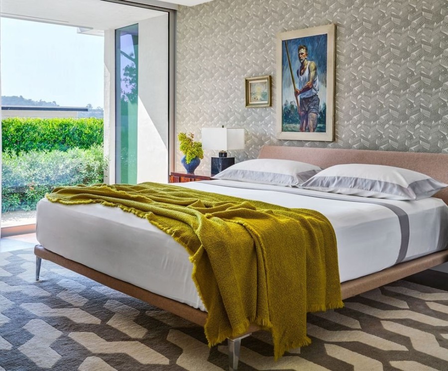 Μια light-filled κατοικία στο Beverly Hills αποτυπώνει τα έντονα χρώματα με κομψό τρόπο- Φωτογραφία 5