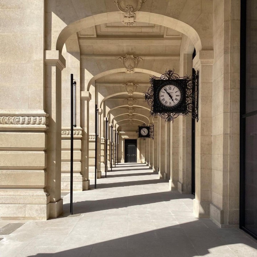 Fine Living: Το ολοκαίνουριο ξενοδοχείο με θέα που αποτυπώνει όλο το Παρίσι - Φωτογραφία 1