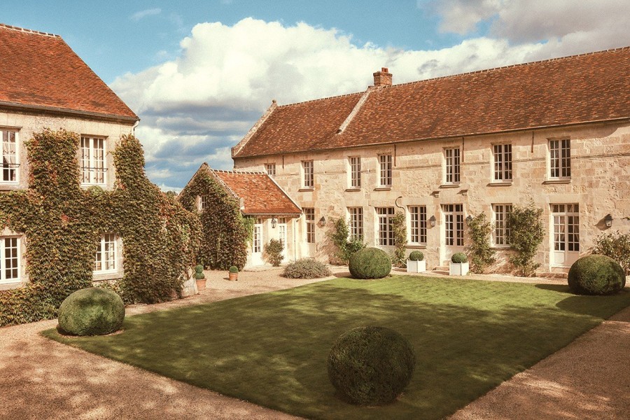 Cordelia de Castellane: Η καλλιτεχνική διευθύντρια του Dior maison μας υποδέχεται στην υπέροχη κατοικία της στη γαλλική εξοχή - Φωτογραφία 8