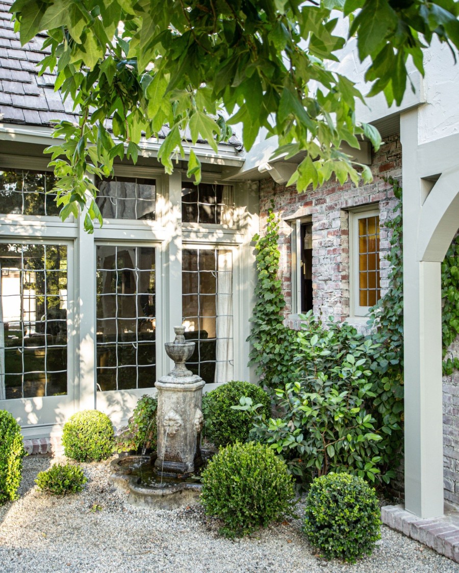 Μια κατοικία στο Los Angeles που «υποκλίνεται» στη rustic αισθητική μέσα από το design της- Φωτογραφία 2