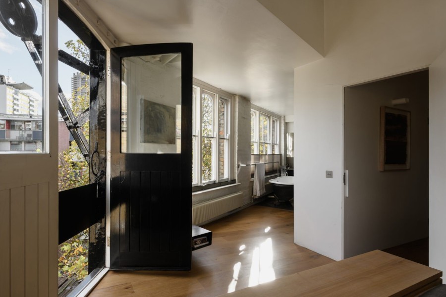 Ο αρχιτέκτονας Jamie Fobert ανοίγει τις πόρτες του βικτωριανού διαμερίσματός του στο Λονδίνο - Φωτογραφία 6