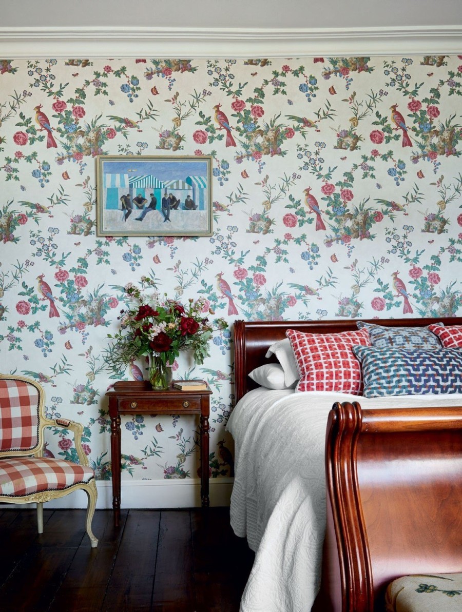 Πώς η παράδοση και ο μοντερνισμός συναντιούνται σε μια απίθανη κατοικία στην Αγγλία- Φωτογραφία 1