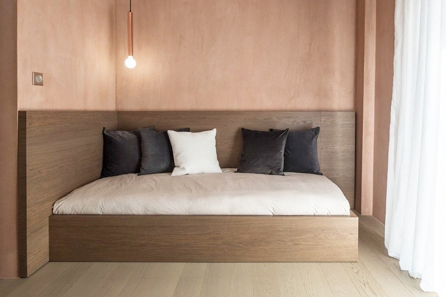 Ένα υπερσύγχρονο διαμέρισμα στη Θεσσαλονίκη σε γήινους τόνους  - Φωτογραφία 1