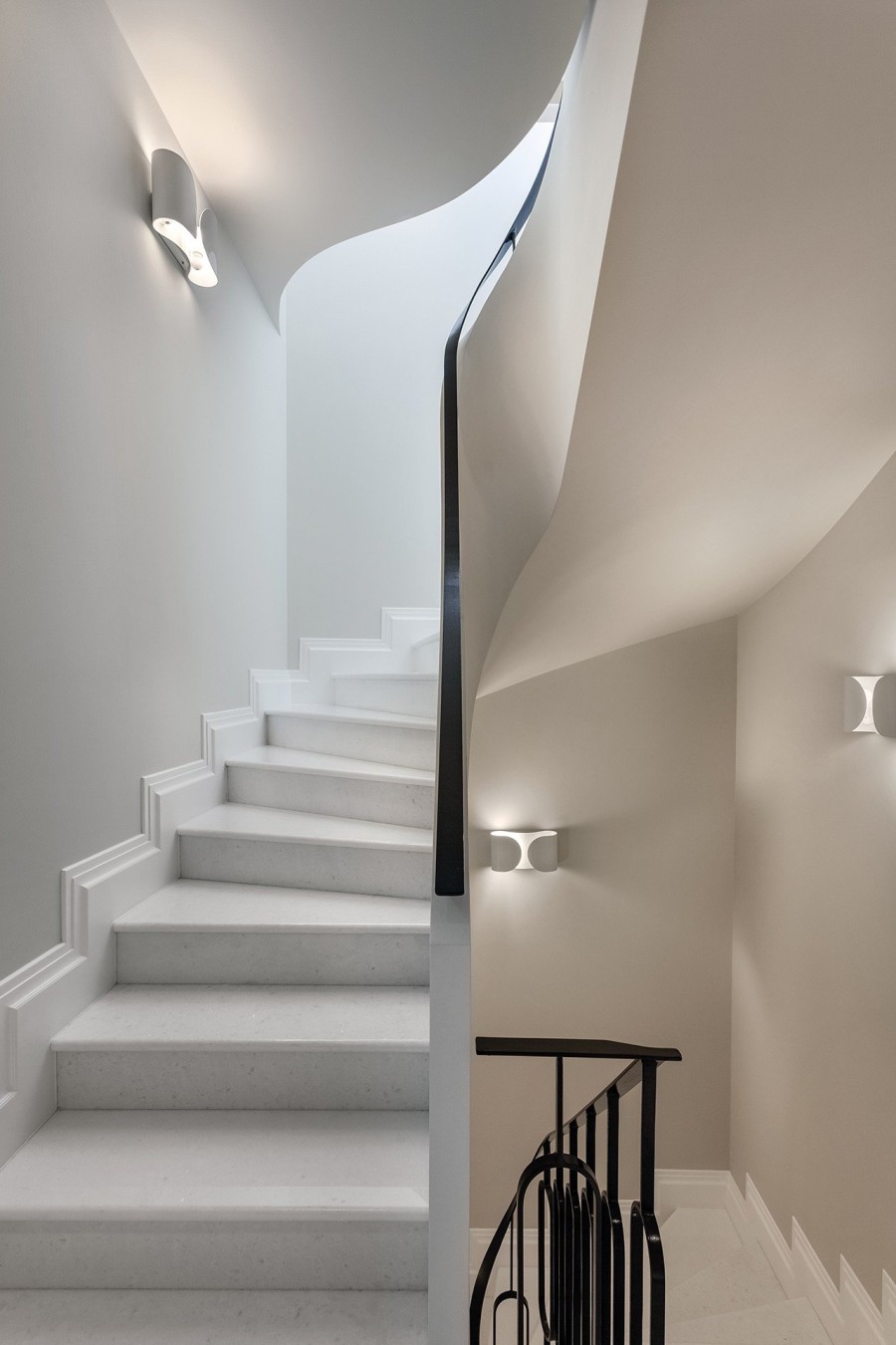 Μια κατοικία στην Αθήνα με θέα τον Ιερό Βράχο της Ακρόπολης - Φωτογραφία 4