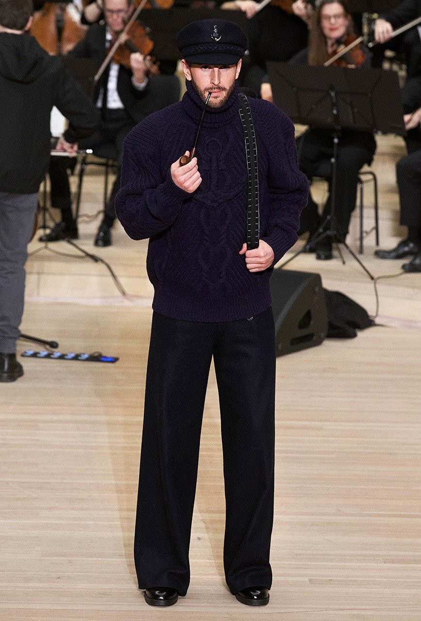 Το Παρίσι συναντά το Αμβούργο στη νέα συλλογή του οίκου Chanel - Φωτογραφία 4