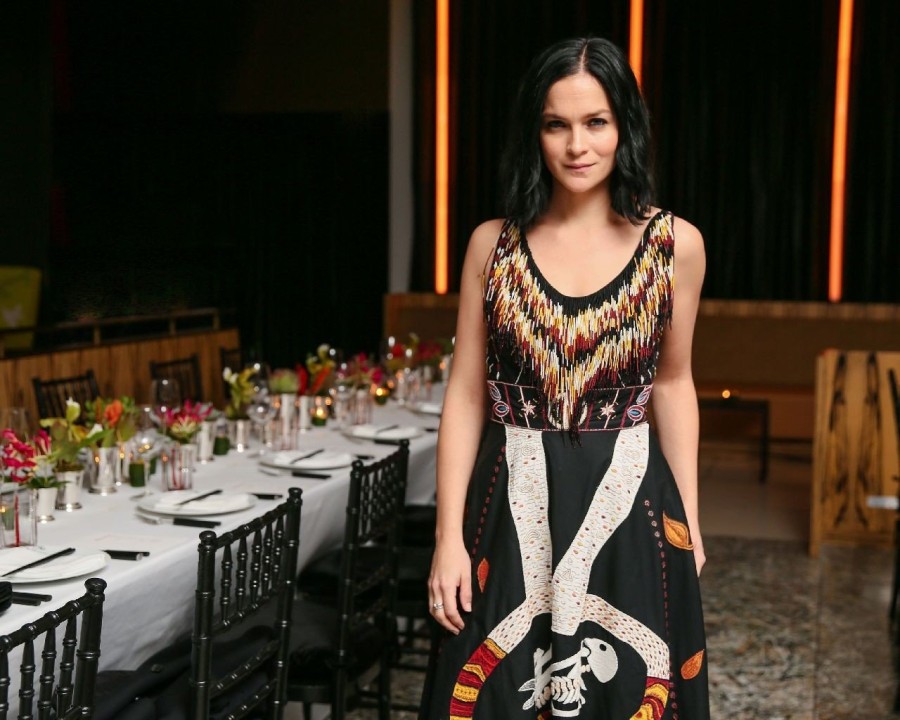 Καταξιωμένοι καλλιτέχνες παρουσιάζουν τη δική τους εκδοχή της Lady Dior - Φωτογραφία 5