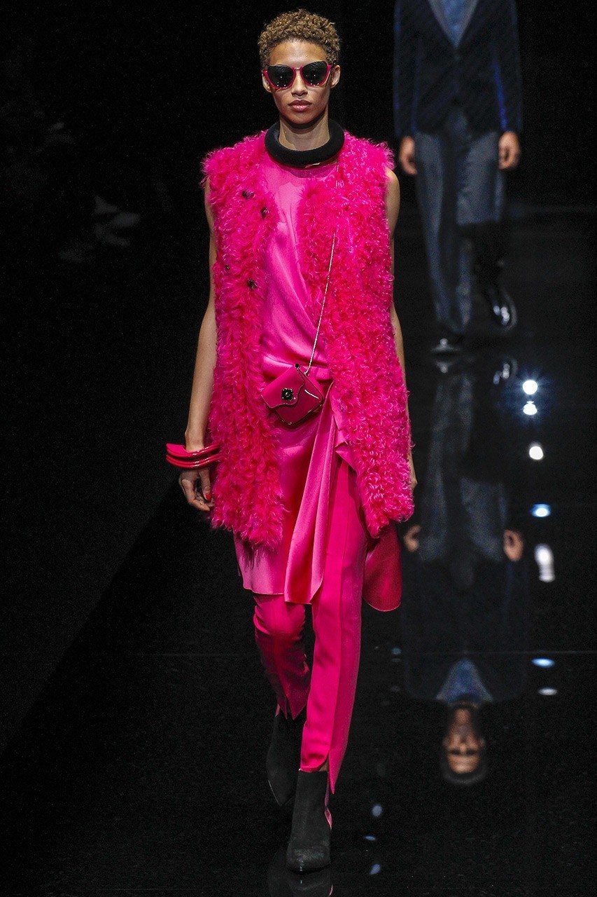 Ροζ κυριαρχία στις πασαρέλες για την περίοδο  FW17 - Φωτογραφία 5