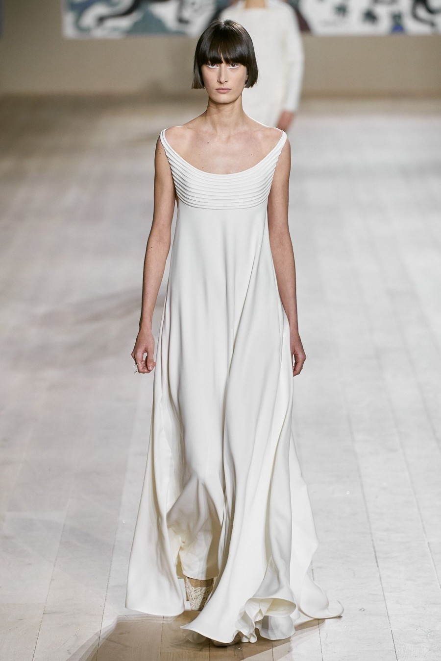 Η Maria Grazia Chiuri προτείνει μία daywear γκαρνταρόμπα, βασισμένη στην Υψηλή Ραπτική -Δείτε όλα τα looks!- Φωτογραφία 24