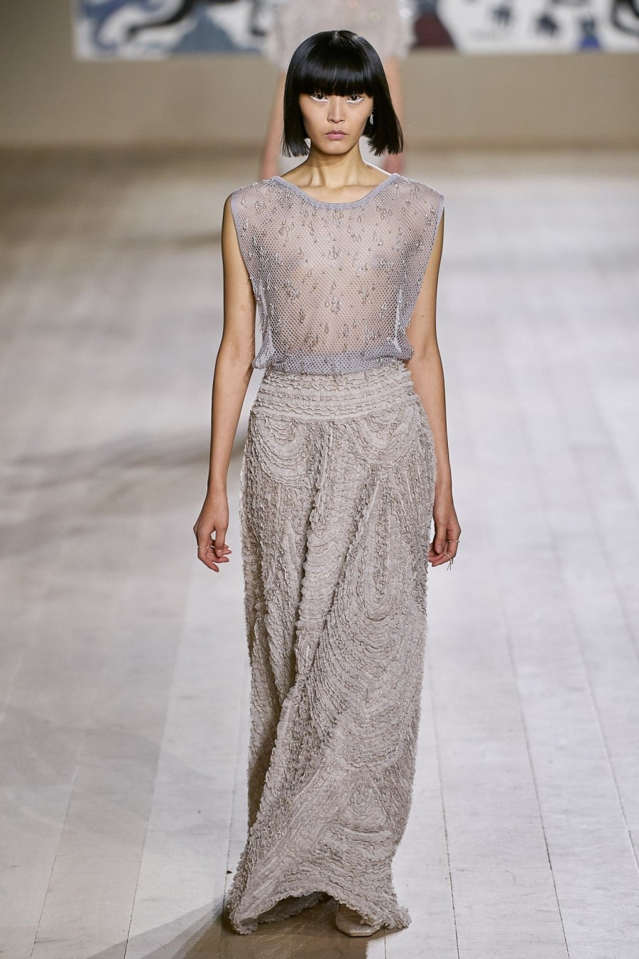Η Maria Grazia Chiuri προτείνει μία daywear γκαρνταρόμπα, βασισμένη στην Υψηλή Ραπτική -Δείτε όλα τα looks!- Φωτογραφία 32