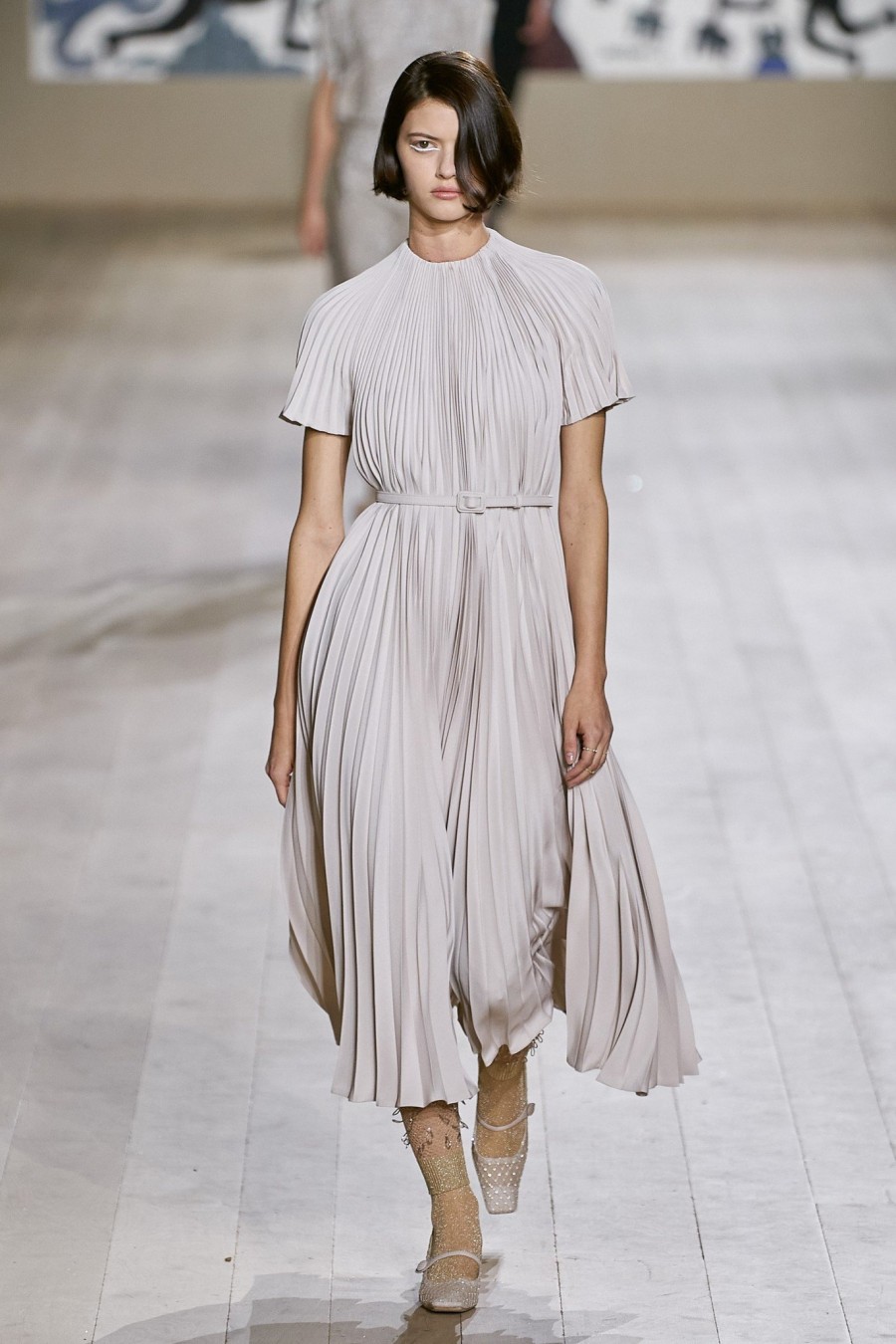 Η Maria Grazia Chiuri προτείνει μία daywear γκαρνταρόμπα, βασισμένη στην Υψηλή Ραπτική -Δείτε όλα τα looks!- Φωτογραφία 40