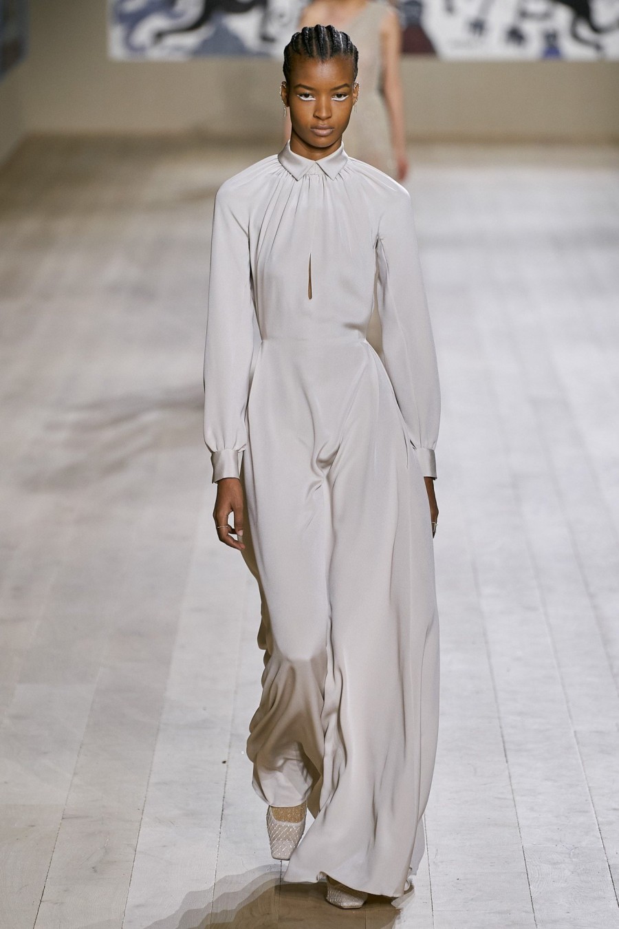 Η Maria Grazia Chiuri προτείνει μία daywear γκαρνταρόμπα, βασισμένη στην Υψηλή Ραπτική -Δείτε όλα τα looks!- Φωτογραφία 48