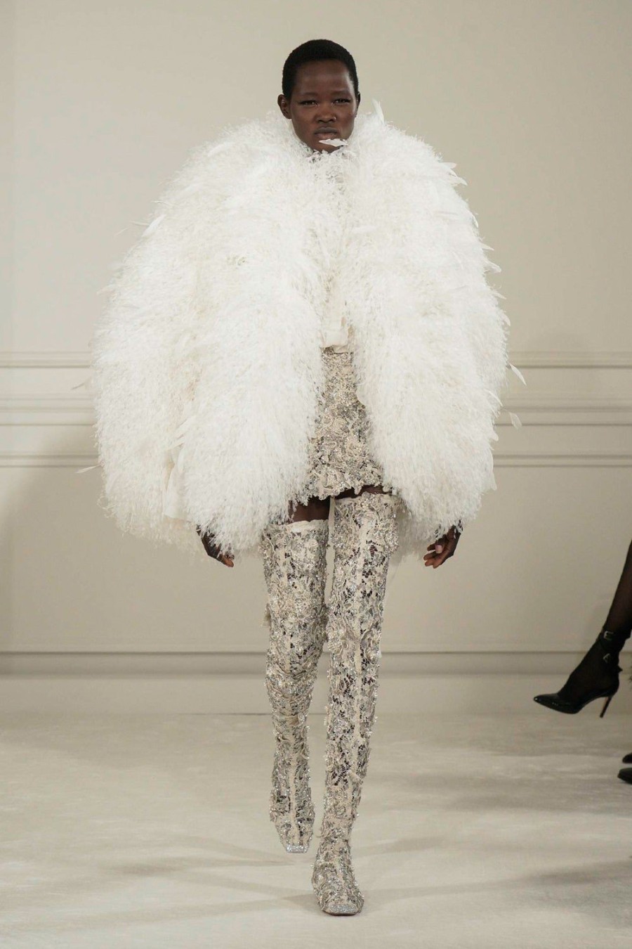 Maison Valentino: Πώς ο Pierpaolo Piccioli δημιούργησε Υψηλή Ραπτική για όλους- Φωτογραφία 18