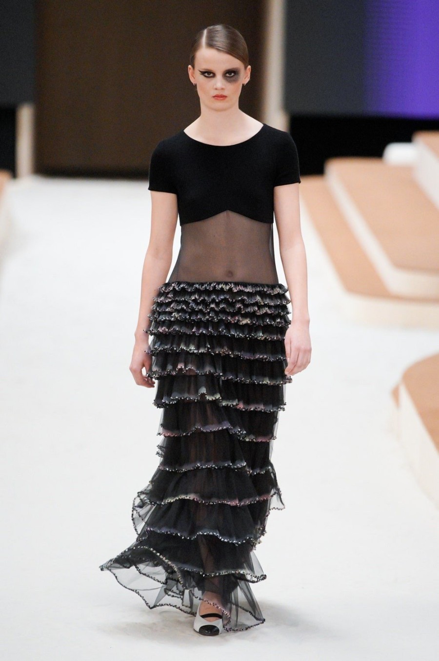 Chanel SS22 Haute Couture: Η Charlotte Casiraghi άνοιξε το show πάνω σε άλογο - Φωτογραφία 31
